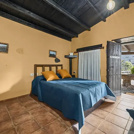 Vega De Timanfaya 度假居 *